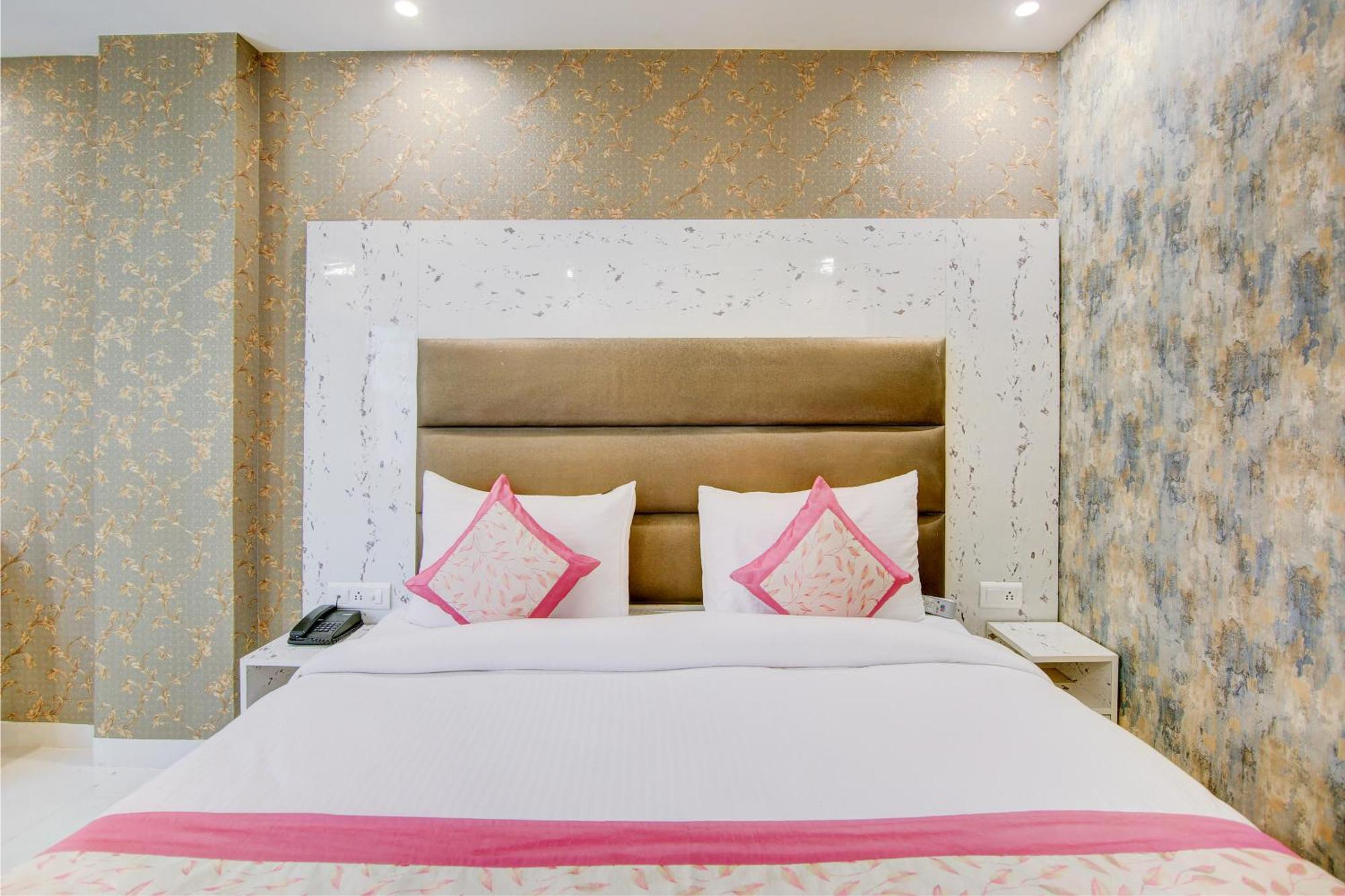 Hotel Smart Signature By Smart Group 新德里 外观 照片
