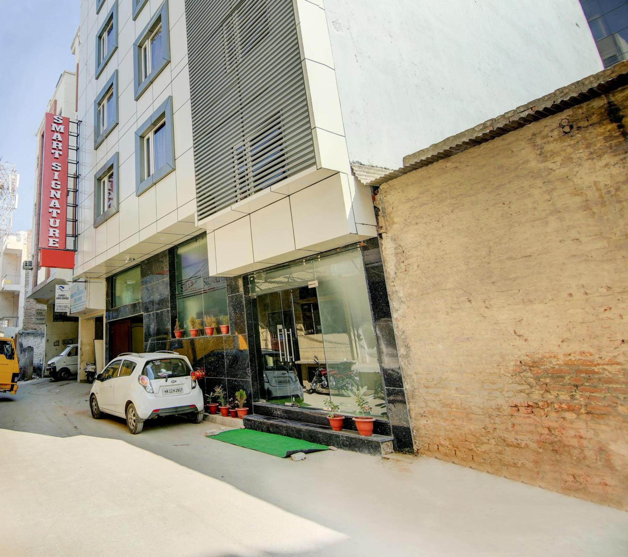 Hotel Smart Signature By Smart Group 新德里 外观 照片